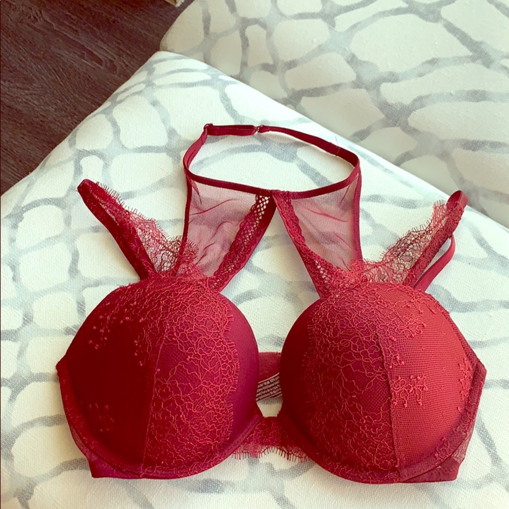 Victoria’s Secret BRAND NEW Very Sexy Lace Push Up
